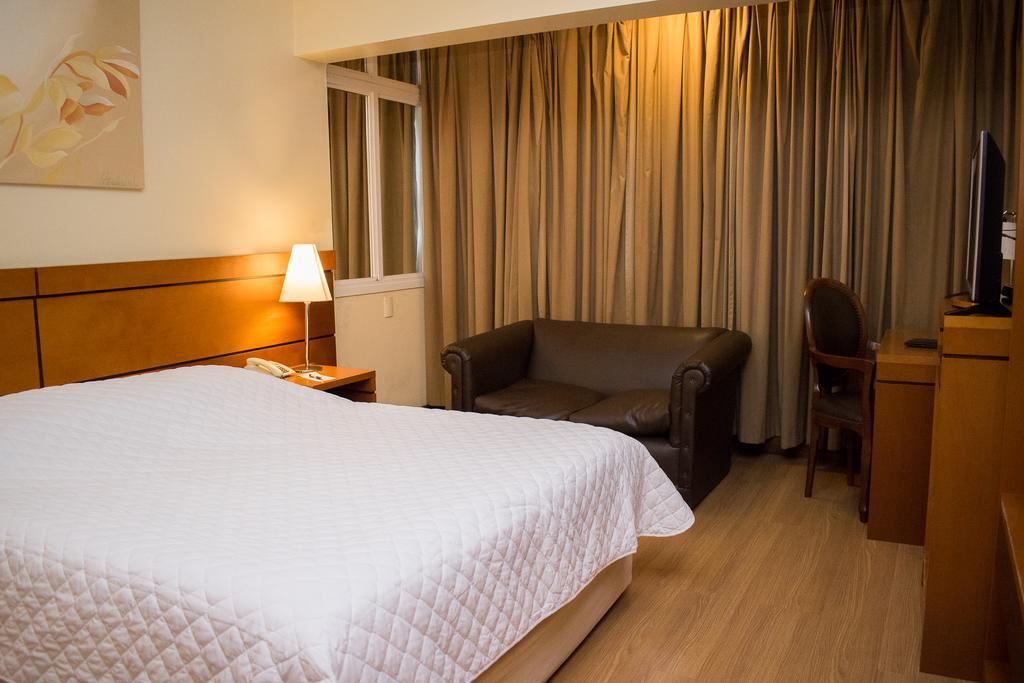 Hotel Jacques Georges Business Pelotas Exterior foto